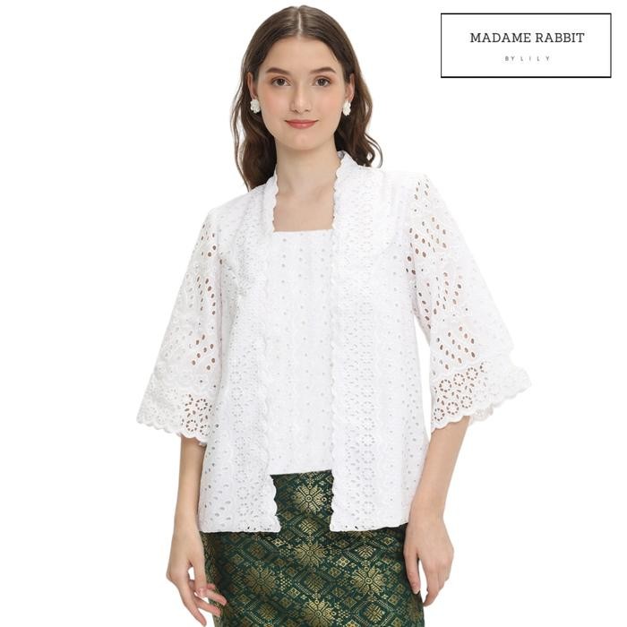 

Kebaya Putih Lengan Panjang Madame Rabbit Kutu Baru Katun Bordir Batik Tulis Baju Dress Kain Kancing - S, Dengan Furing