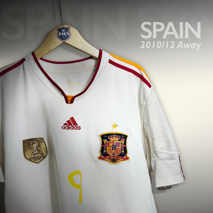 2010-12 SPAIN AWAY SHIRT TORRES #9