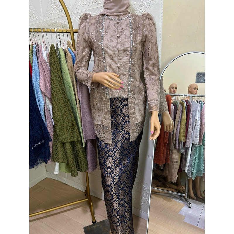 KUTUBARU MIKAYLA/KUTUBARU MODERN/KEBAYA KUTUBARU