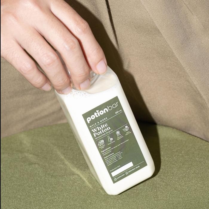 

White Potion [Almond Milk Original] 250, 500 & 1000 mL - 1000 mL