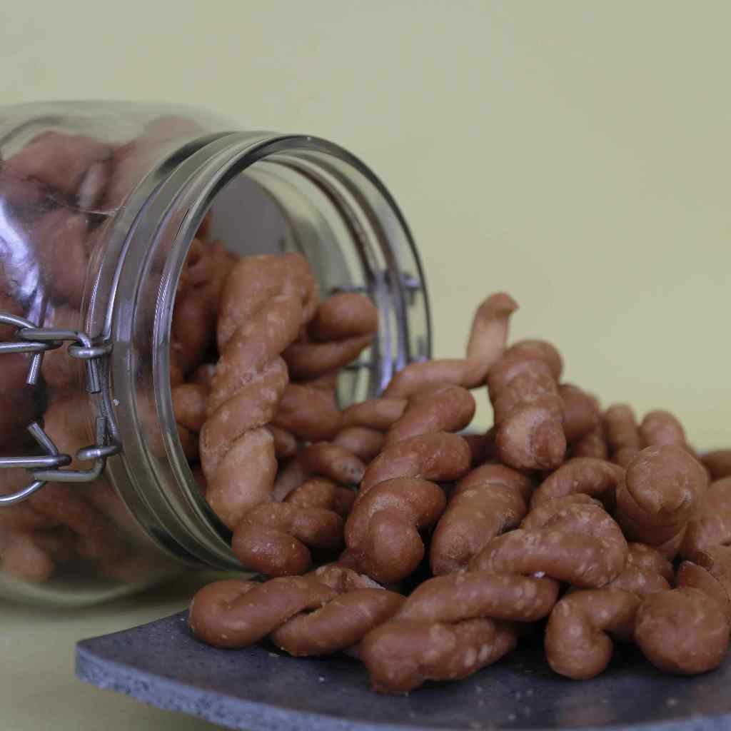 

Kue Tambang original 1kg gurih dan nikmat