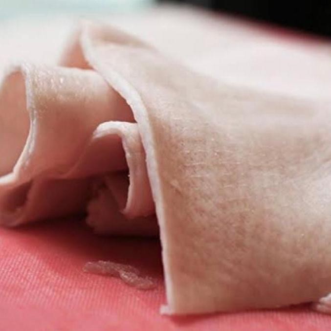 

Kulit Babi 1 kg