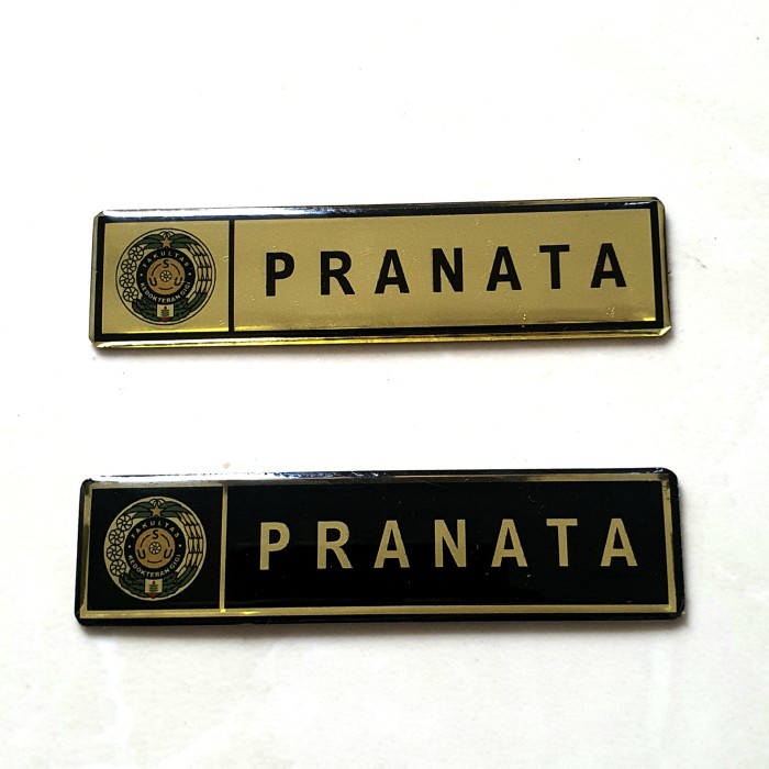 

nametag kuningan resin magnet