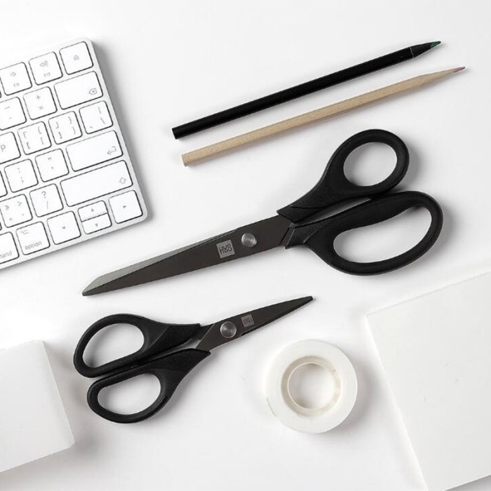 

Set Gunting Titanium Plated Scissors Set Isi 2 PCS Model HU0030