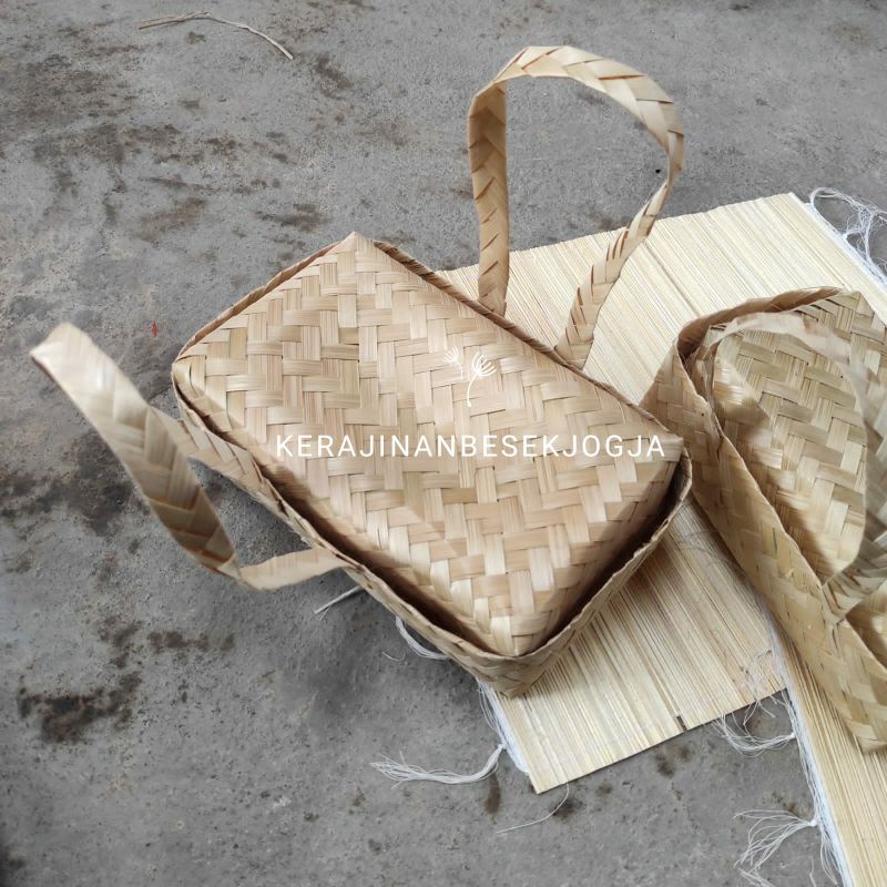 

GROSIR READY SEPASANG BESEK JINJING NATURAL tas besek besekan besek Jogja besek nasi hampers lebaran
