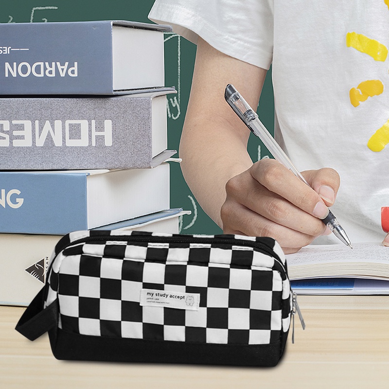 

Jual Produk Kotak-kotak Multifungsi Makeup Case Tas Kapasitas Besar Genggam Pensil Tas Alat Tulis