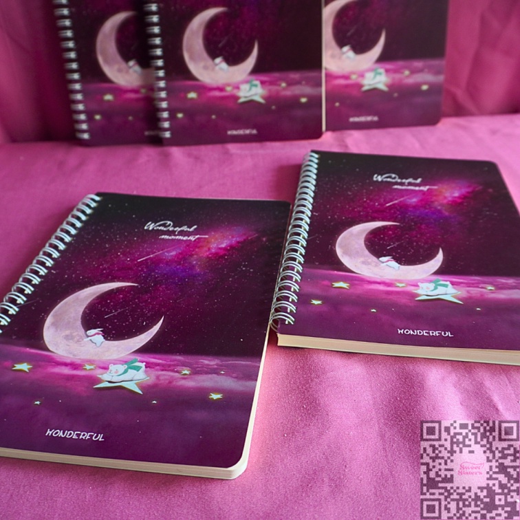 

[RANDOM Cover] Buku Catatan Harian Tulis 60 Lembar Notebook Galaxy Moon Spiral A5 Hard Cover Aesthetic Diary Journal