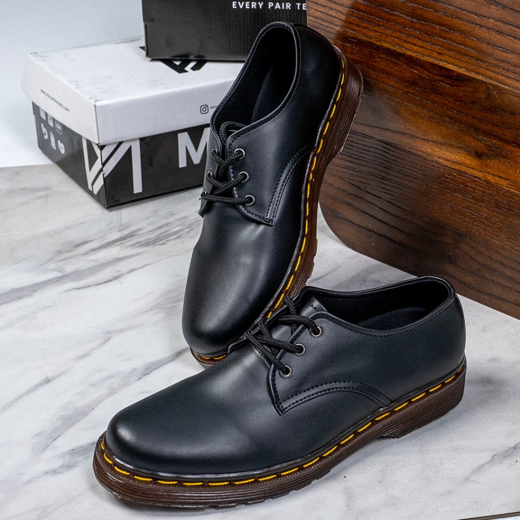 BLACK ALDEN Sepatu Pantofel Pria Docmart Formal Derby Shoes Cowok Ori Monday
