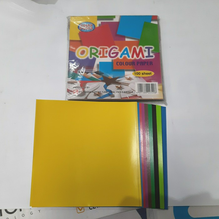 

Kertas Lipat Satu Sisi Sinar Dunia 12x12cm Stock Lama Obral 1 Pack