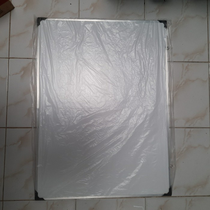

Whiteboard 60x80cm Bolak Balik 1 Buah