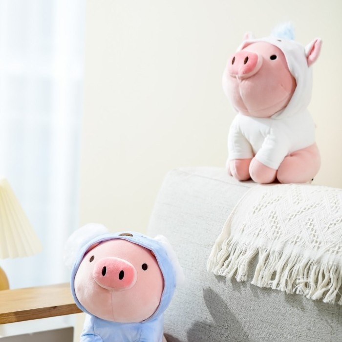 Boneka Babi Pink Lucu Plush - MINISO Sitting Piglet Plush Toy With Hat - Unicorn Hat