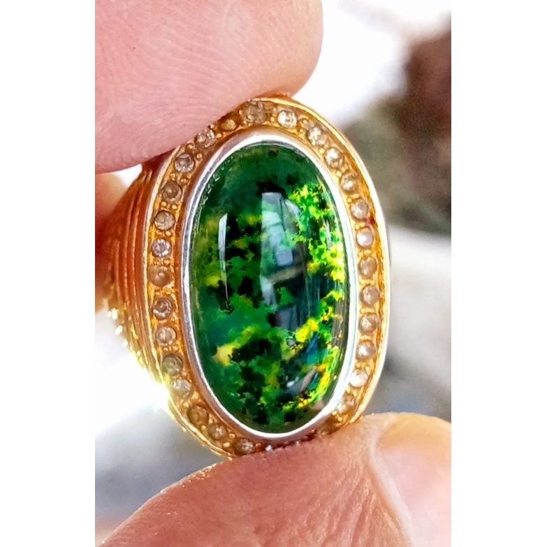 Bacan doko gulau totol kristal ngaca