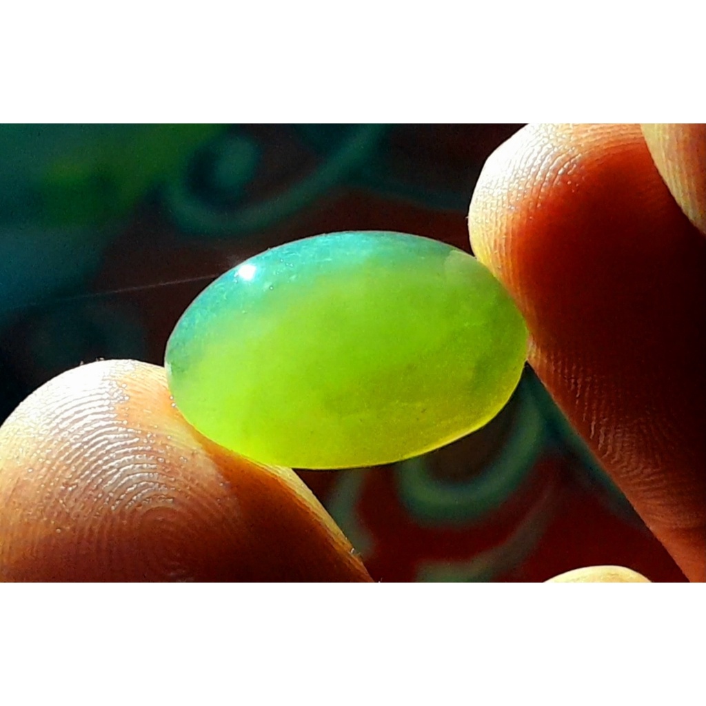 Idocrase solar neon Aceh kristal kode 024