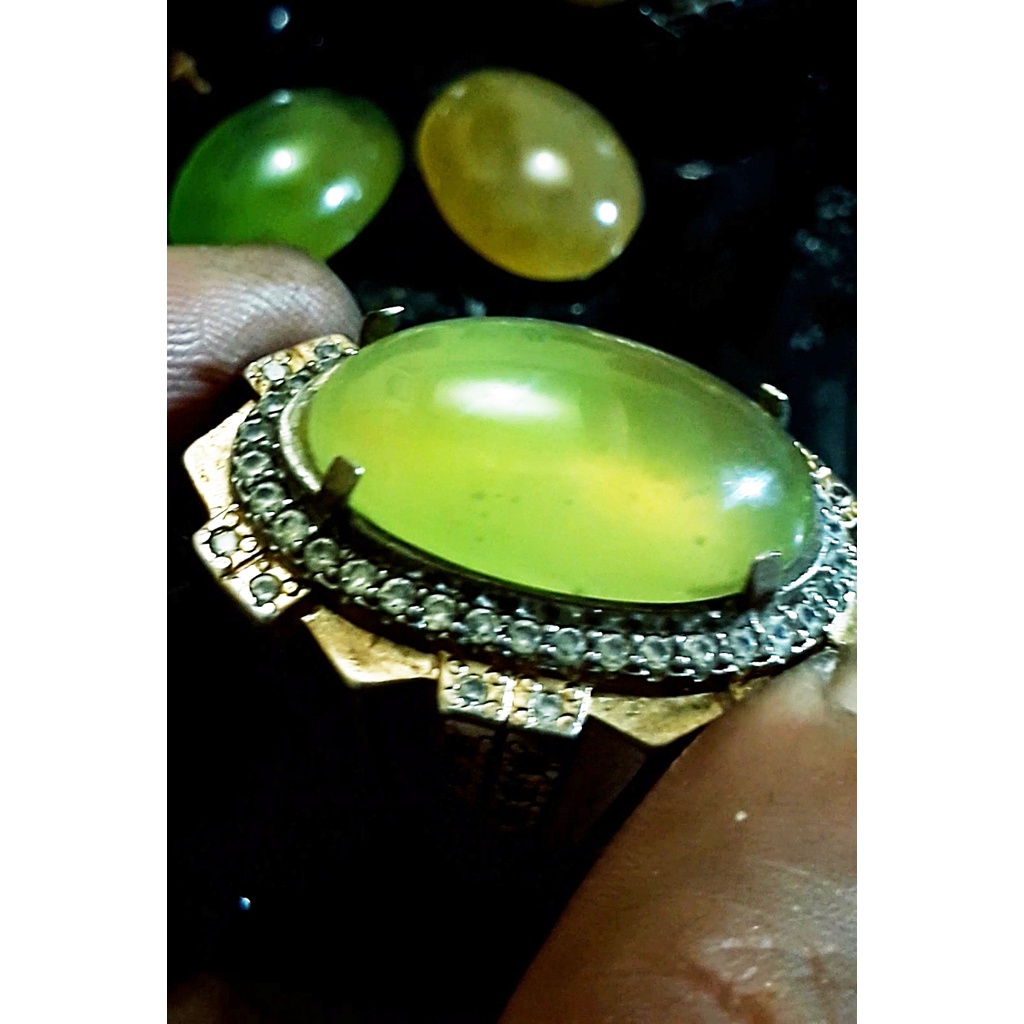 Idocrase sungai dareh pucuk pisang kristal size jumbo