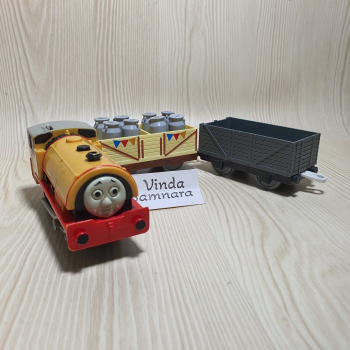 Takara Tomy Plarail Kereta T-13Thomas and Friends Ben T13