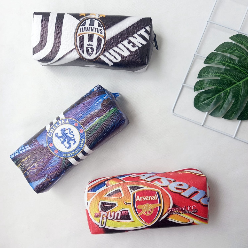 

Untuk anak TEPAK PENSIL TEMPAT PENSIL PRINTING MOTIF CLUB BOLA KOTAK PENSIL JUMBO
