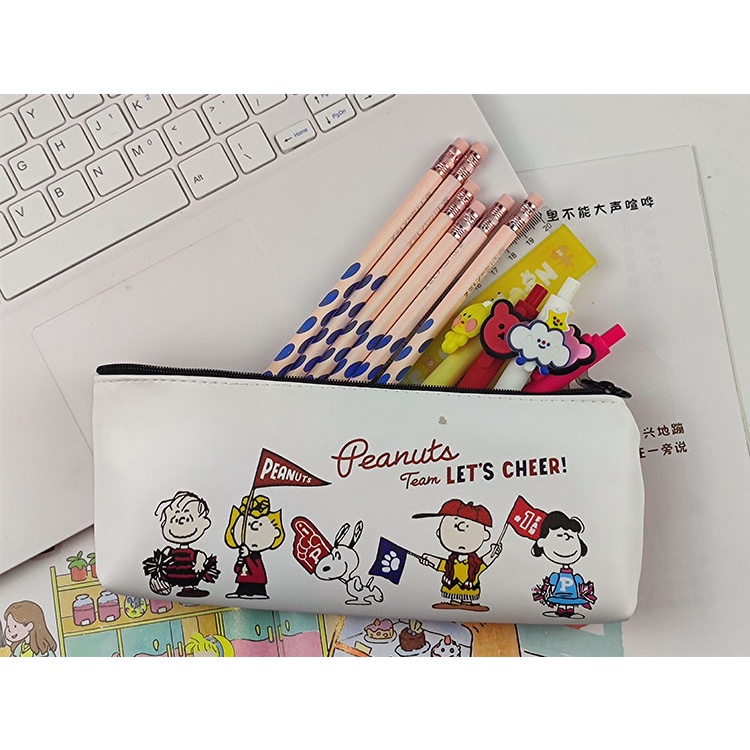 

Untuk anak Kotak Pensil / Pencil Case Peanuts Snoopy SK0061