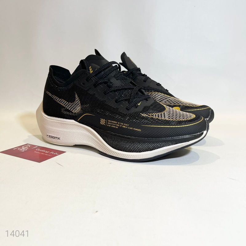 Sneakers ZoomX Vaporfly Next%2 Black Gold White Sepatu Vv2