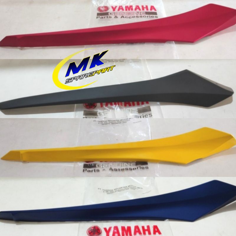 MOLE SIDE, COVER BODY SIRIP DEK BAWAH PIJAKAN KAKI XMAX, X MAX 250 ORIGINAL YAMAHA