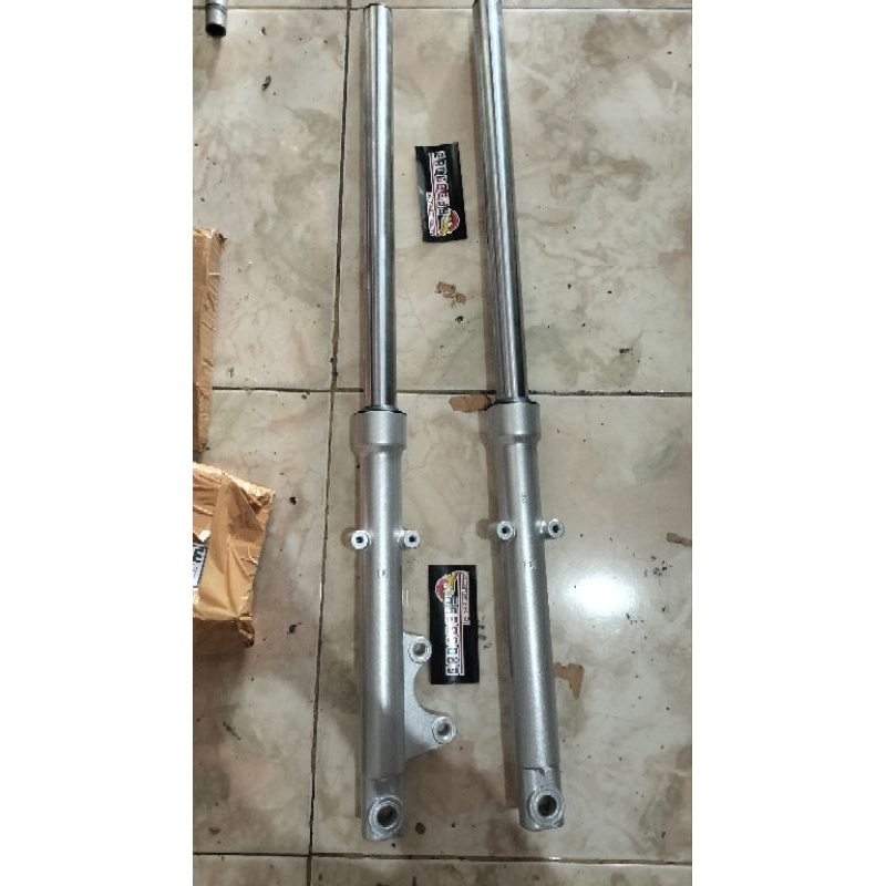 AS SHOCK DEPAN + BOTTOM YAMAHA RX KING NEW