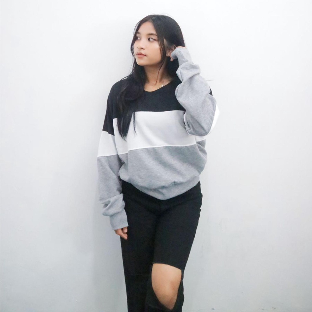 Baju Sweater OOTD Wanita Kaos Oblong Premium Lengan Panjang Crop Combie Neck Striped Sleeve crewneck