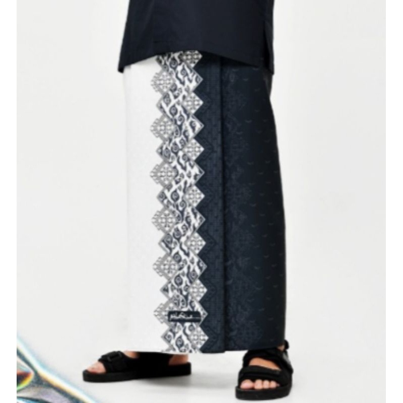 Rabbani - sarung palestine rabbani sarung kiryat hitam - putih (free paperbag) - sarung palestine st