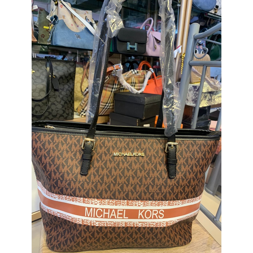 VK IMPOR CL TOTE BAG MOTIF LIRIS BESAR MK