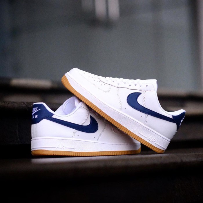 Sepatu Pria Sneakers  Nike Air Force 1 Low White Navy "BNIB" - 42