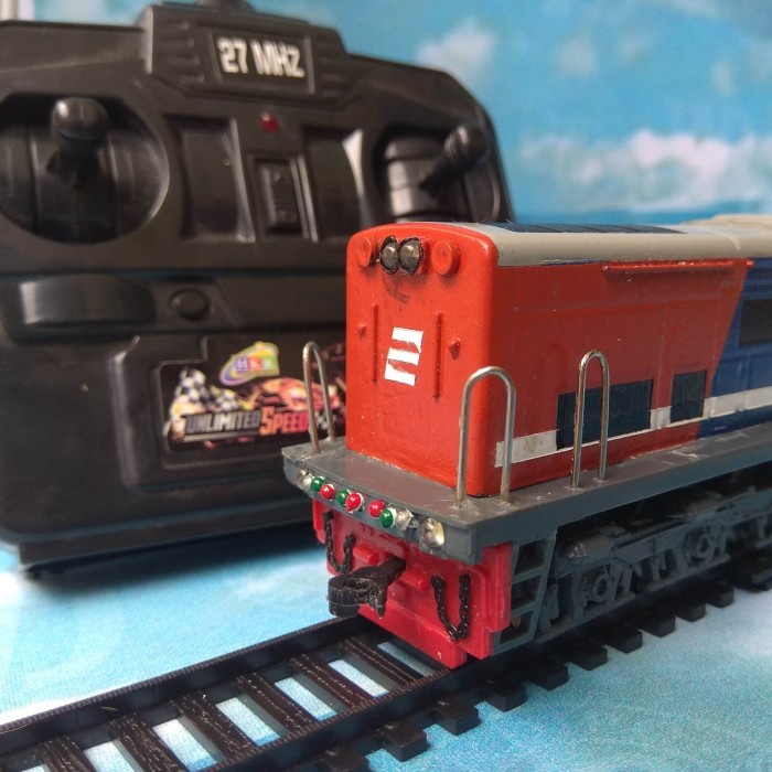 kereta remote control lokomotif CC201