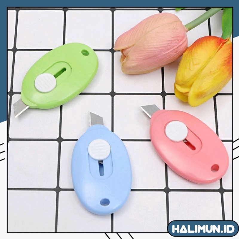 

HL090 Cutter Mini Portable Bentuk Oval Mini Cutter Polos Travel Kit Pemotong Kertas Paper Cutter Lucu