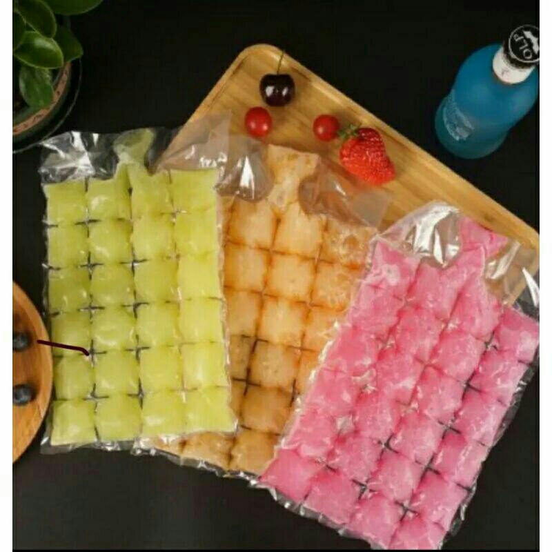 

Kantong Cetakan Es Batu Platstik 10 PCS / Dispisable Ice Making