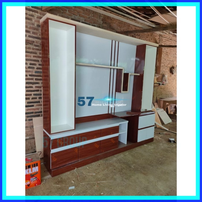 Lemari Partisi Penghias Ruangan Bahan Plywood HPL Minimalis