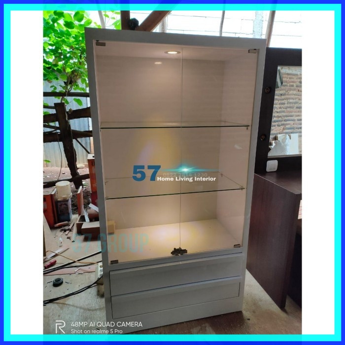 Lemari Kaca Minimalis - Lemari Sepatu Minimalis Bahan Plywood HPL