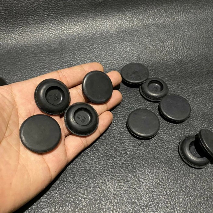 Karet Tutup Lubang Baut Spion Vespa Matic LX S GTS