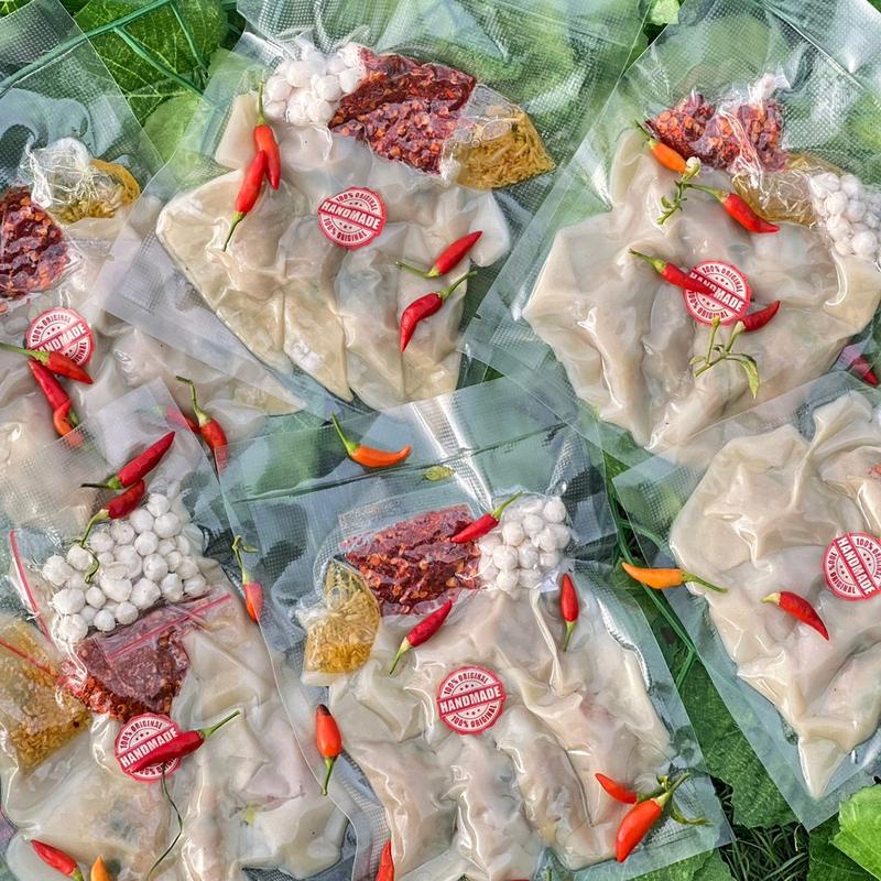 

pangsit ayam kuah pedas murah asli bandung