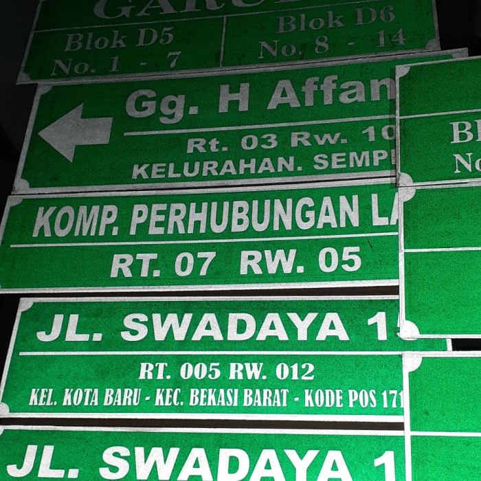 plang nama jalan plat aluminium lapisan sticker reflective - 30  20