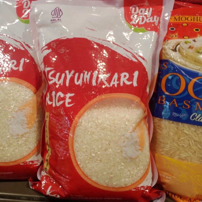

Day 2 Day Tsuyuhikari Rice 1kg - Beras