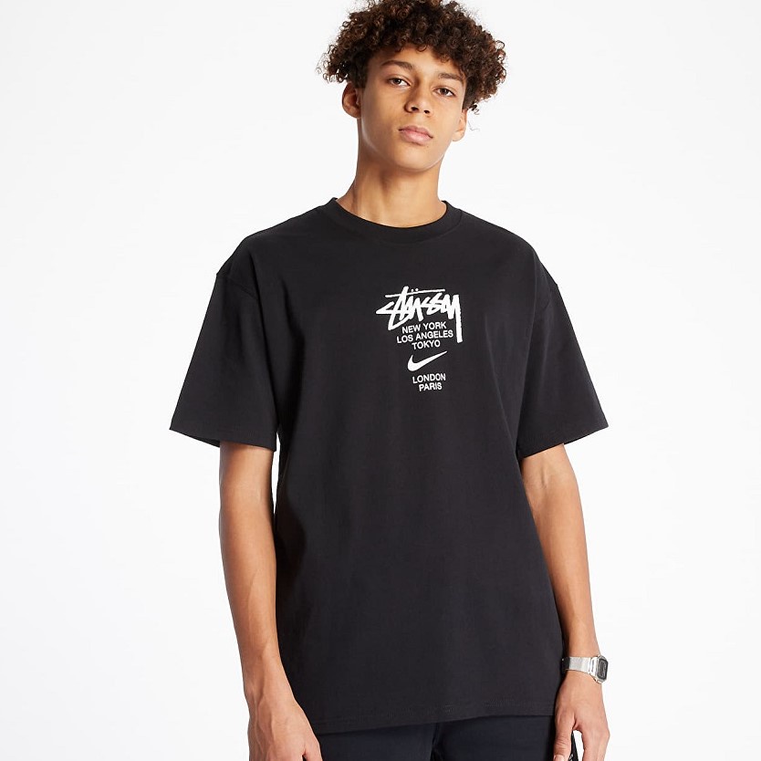 Kaos Stussy World Tour X Nike T-Shirt