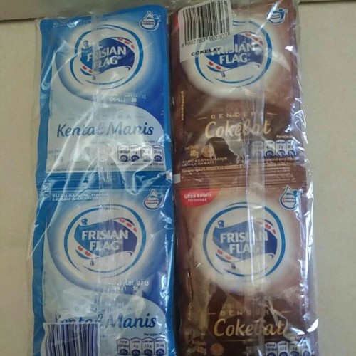 

Frisian Flag Kental Manis Sachet isi 6 renceng