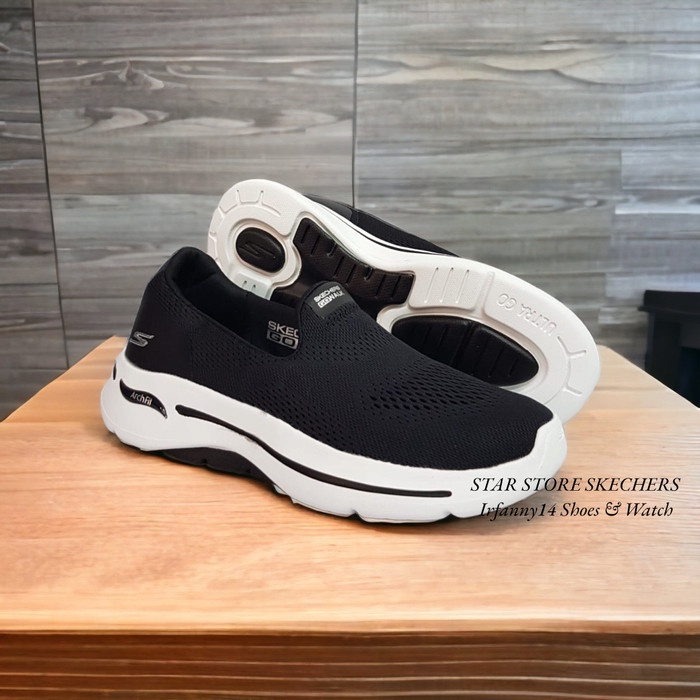 New Sepatu Skechers Wanita GoWalk Arch Fit Women Original Empuk Dan Nyaman - Hitam Putih, 36