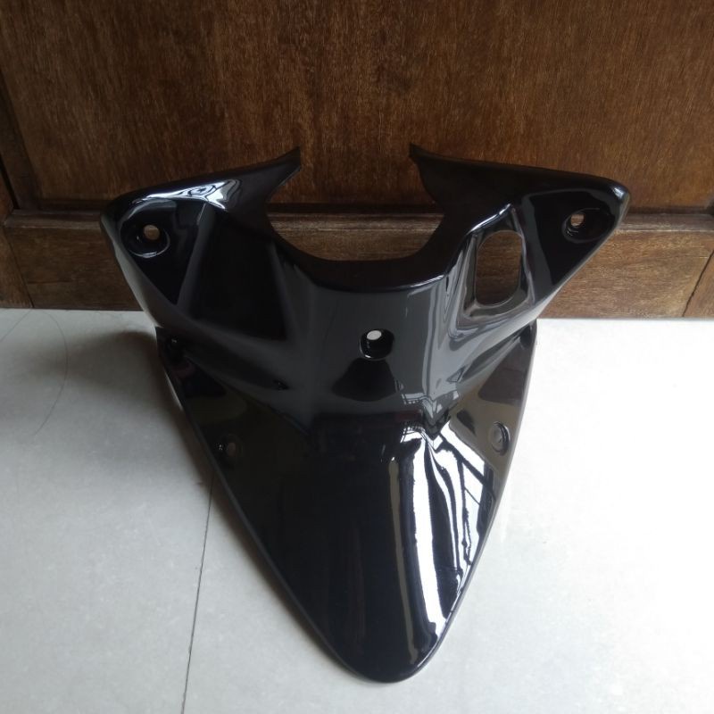 Legshield Cover Body Tengah Kontak Revo Absolute