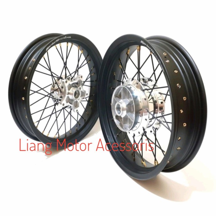 Sepaket Velg Jari Jari Lebar 300 350 Ring 17 Vixion - R R15 V3 VVA XSR