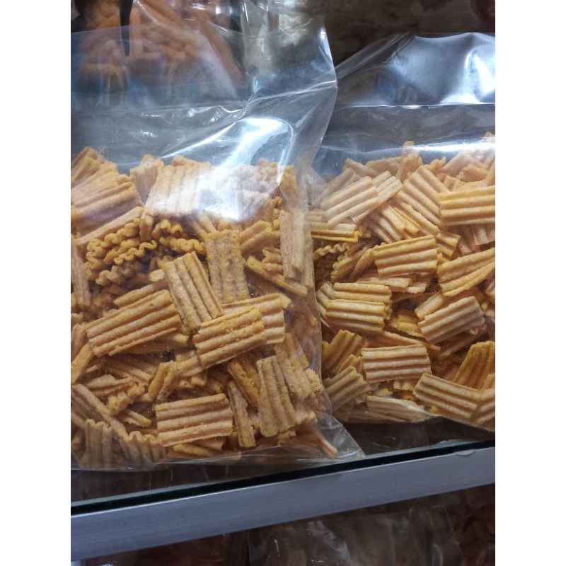 

KERIPIK KENTANG RASA KEJU BERAT 500 gram F1