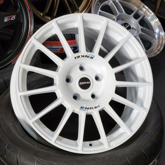 Velg racing r18 ENKEI RCT velg ring 18 Innova hrv Xpander Terios Rush