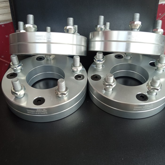 adaptor roda spacer velg almunium 3,5cm 4x114-5x114 merk vector