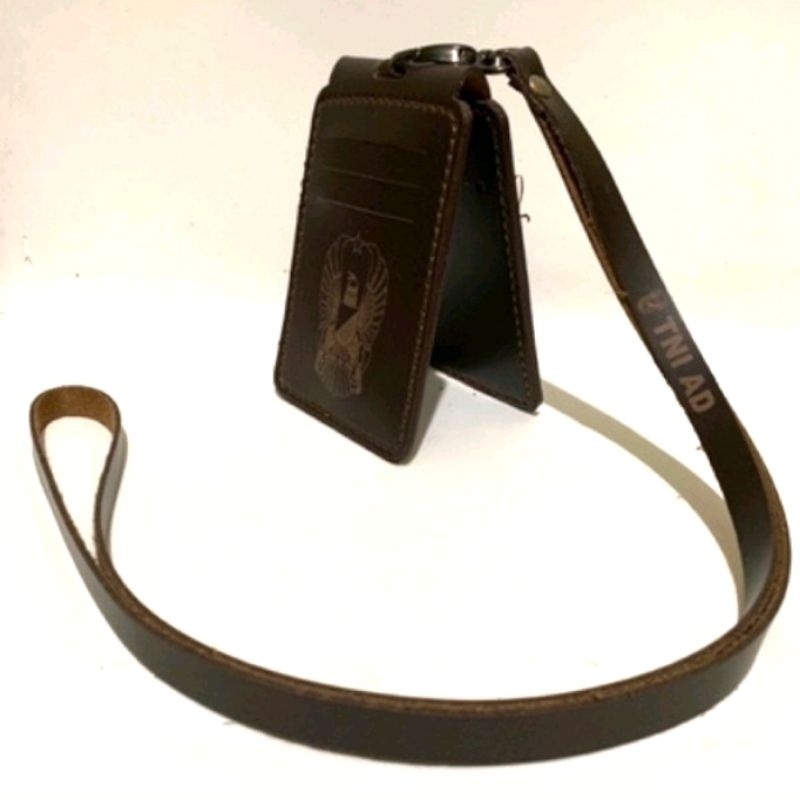 

LANYARD LIPAT TALI TEMPAT ID CARD HOLDER KULIT LIPET TNI AD ID CARD KULIT HOLDER LIPET TNI AD