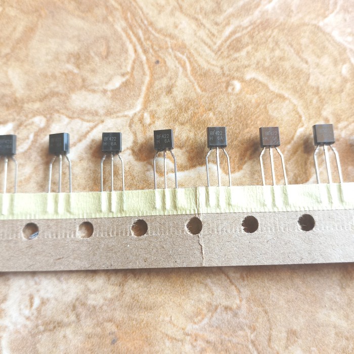 BF422 ORIGINAL KEC ORI ASLI BF422 B F422 B F BF422 TRANSISTOR TR ORI roll renceng renteng kertas rol