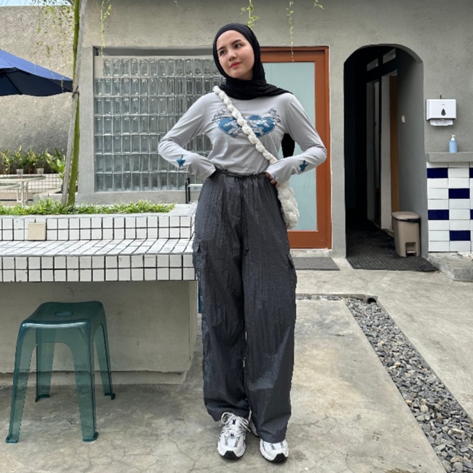 LEA OFFICIAL STORE - COZIE CARGO PARASUT / CELANA PANJANG STREETWEAR WANITA / LEA STORE OUTFIT REMAJ
