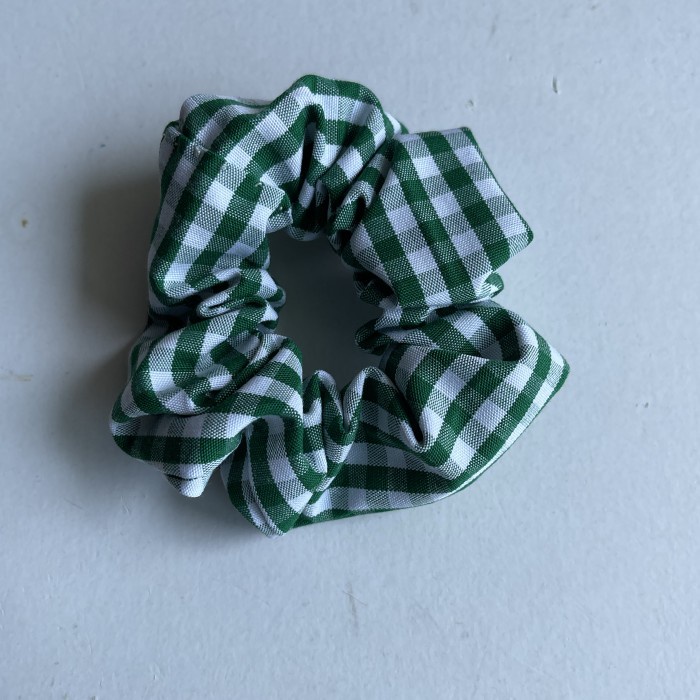 scrunchies seragam sanur santa ursula