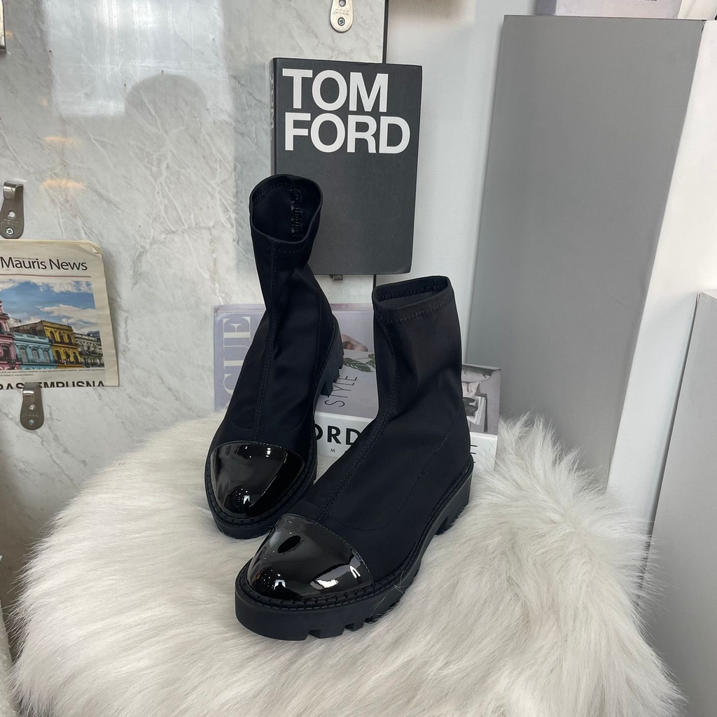 TERLARIS ZR 715 Heels 3cm Kulit Dan Suede Hitam